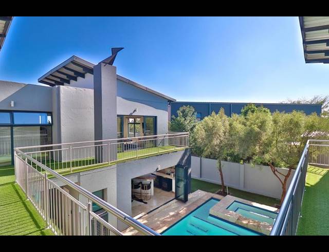 6 BEDROOM HOUSE FOR SALE IN MIDSTREAM RIDGE